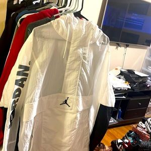 Super Clean brand new Nike Jump man wind breaker good on any day!
